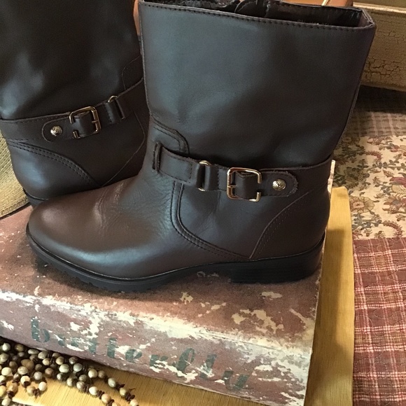 Anne Klein Shoes - Anne Klein Brown Leather Boots (8M)
